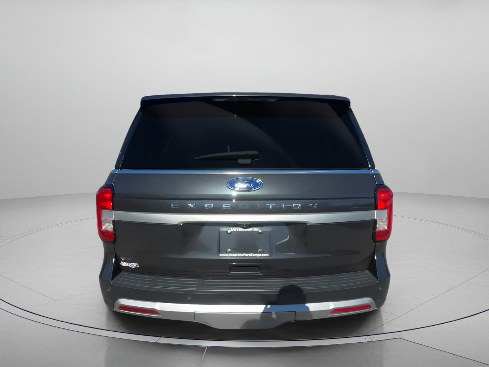 Certified 2023 Ford Expedition XLT image 18