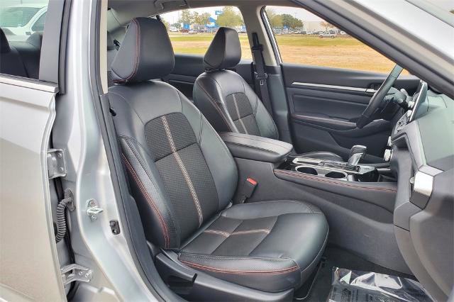 Used 2024 Nissan Altima 2.5 SR image 23