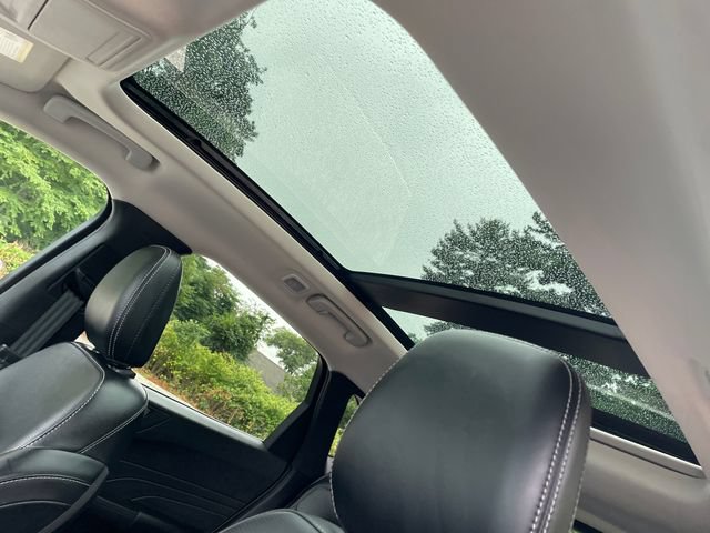 Certified 2025 Ford Escape Platinum AWD/4WD image 42