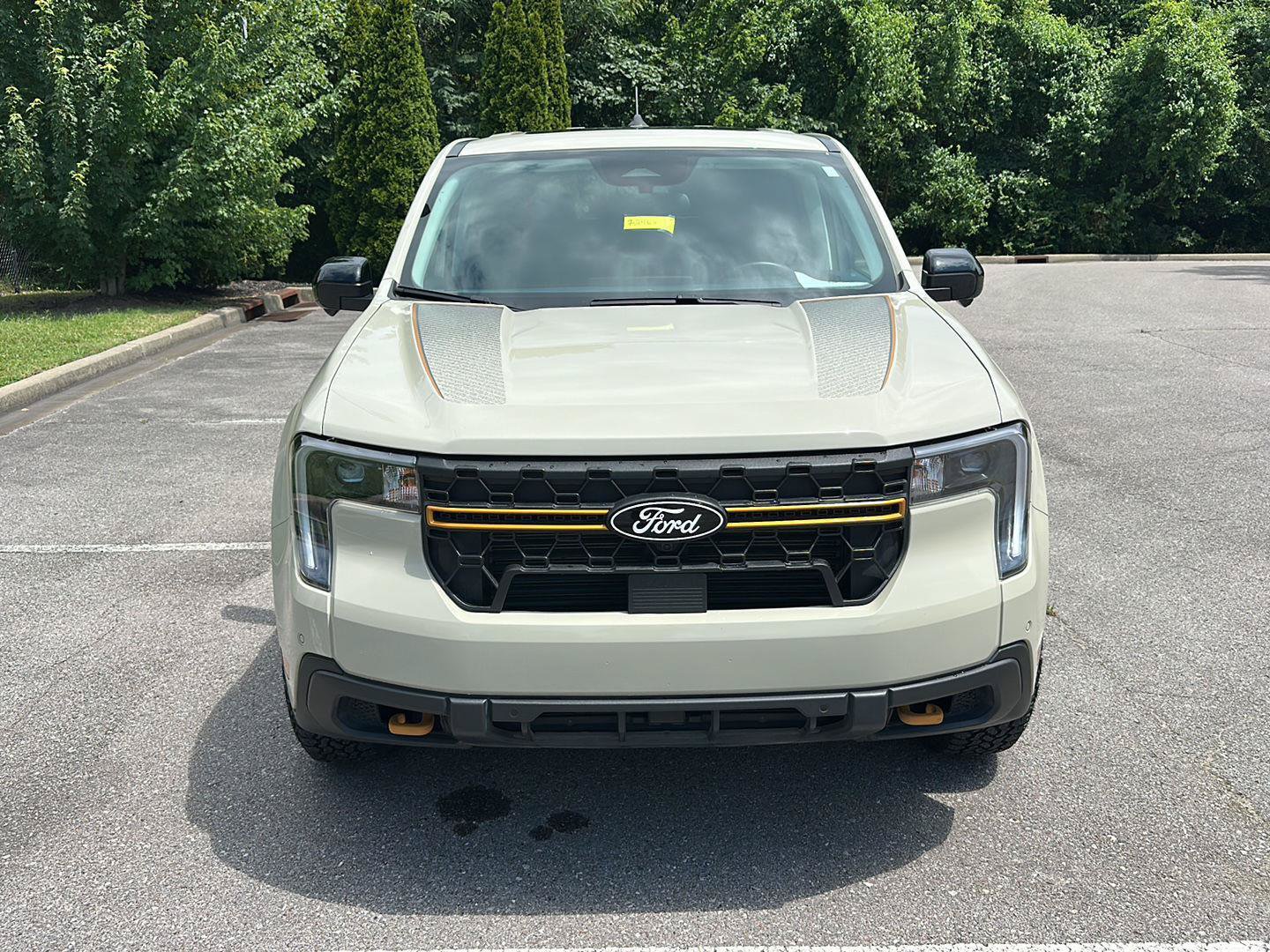Certified 2025 Ford Maverick Tremor AWD/4WD image 8