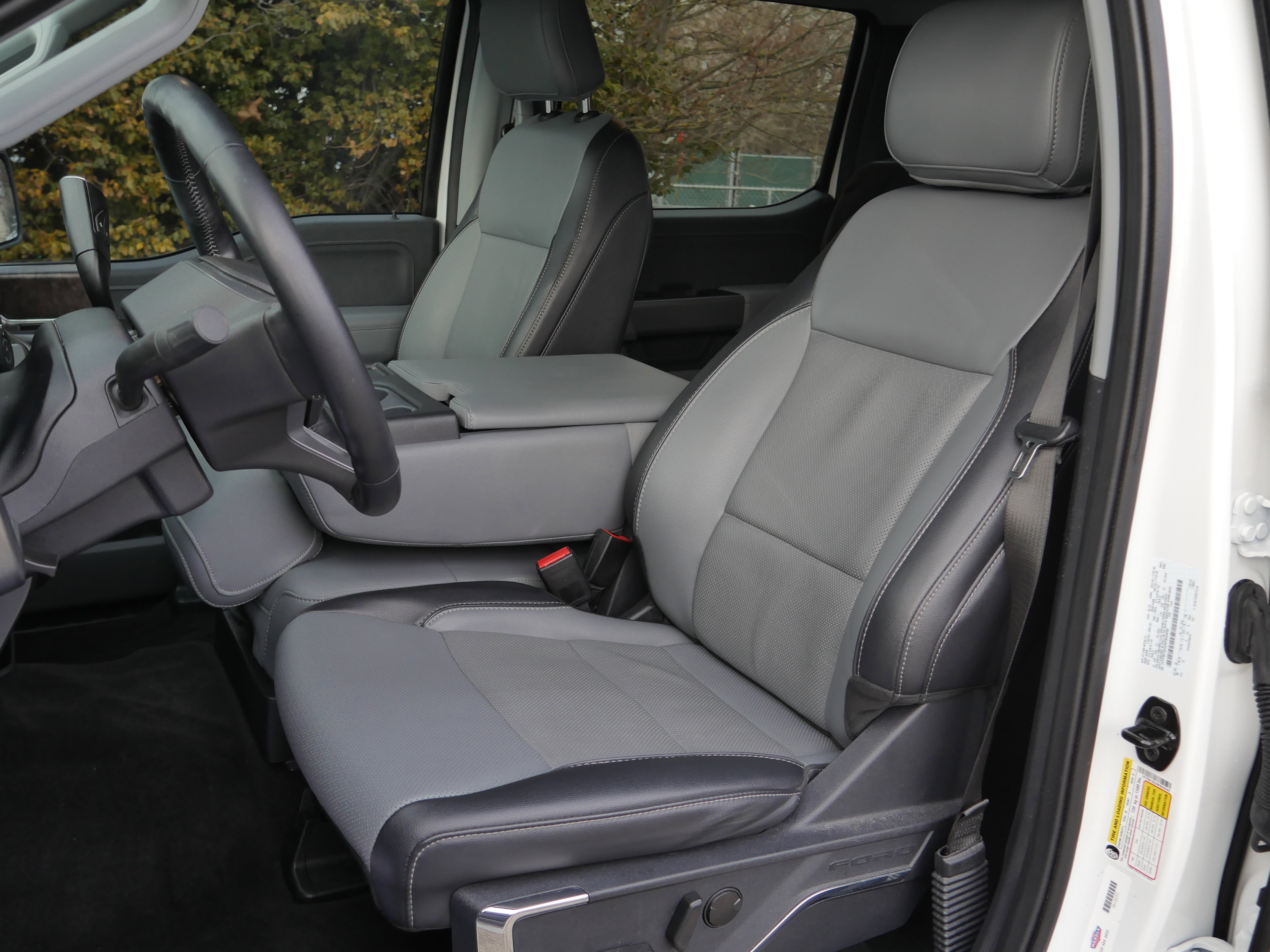 Certified 2022 Ford F150 Lariat w/ Trailer Tow Package image 34