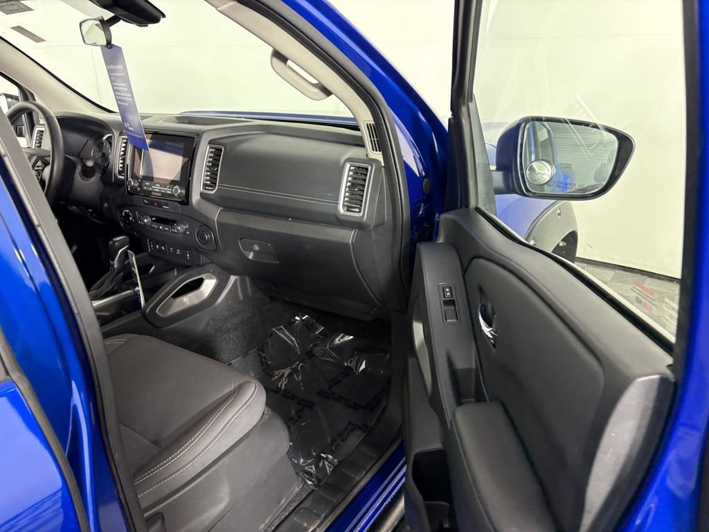 Used 2024 Nissan Frontier SV w/ SV Convenience Package image 34