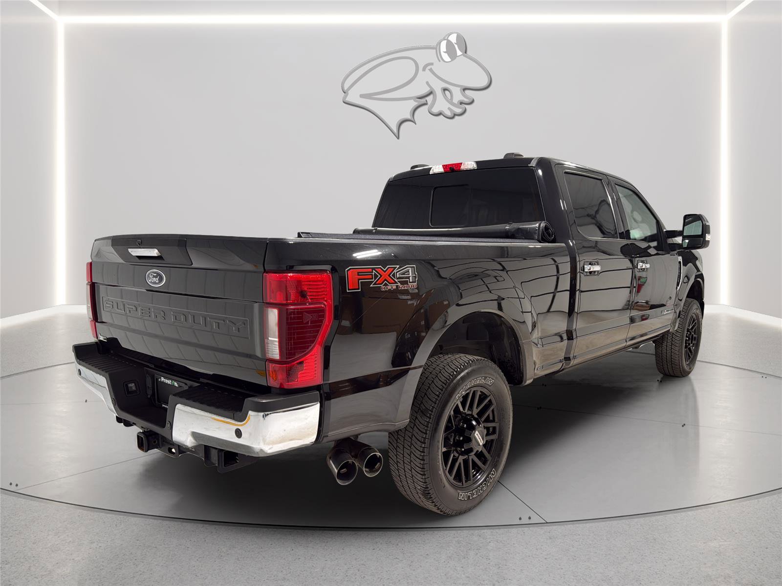 Certified 2021 Ford F250 XLT w/ XLT Premium Package AWD/4WD image 5