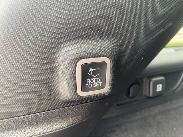 Used 2024 Jeep Grand Cherokee Trailhawk AWD/4WD image 10