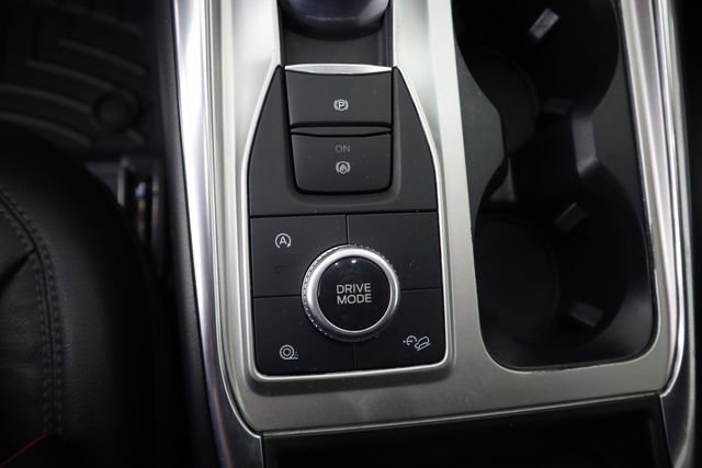 Certified 2020 Ford Explorer XLT w/ Equipment Group 202A AWD/4WD image 51