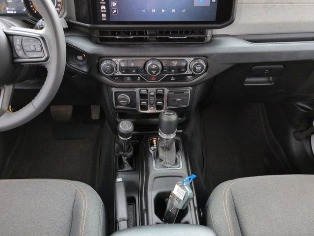 Used 2024 Jeep Wrangler Sport S image 19