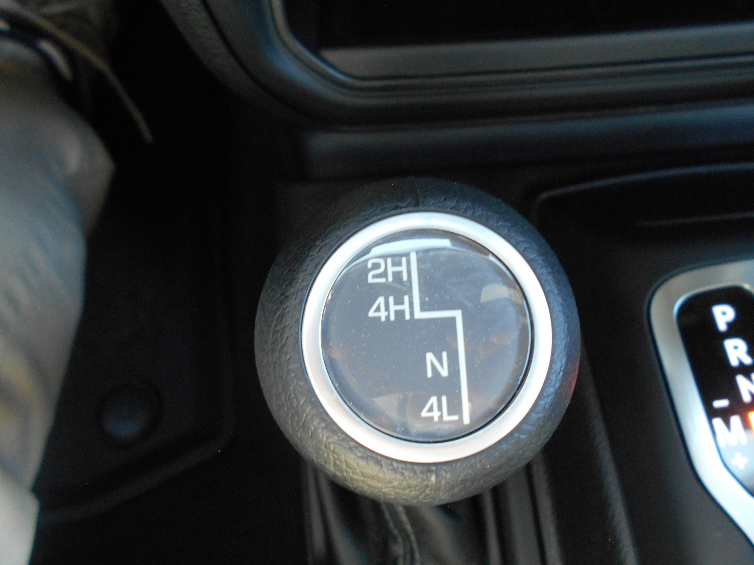 Used 2025 Jeep Wrangler Unlimited Sport AWD/4WD image 12