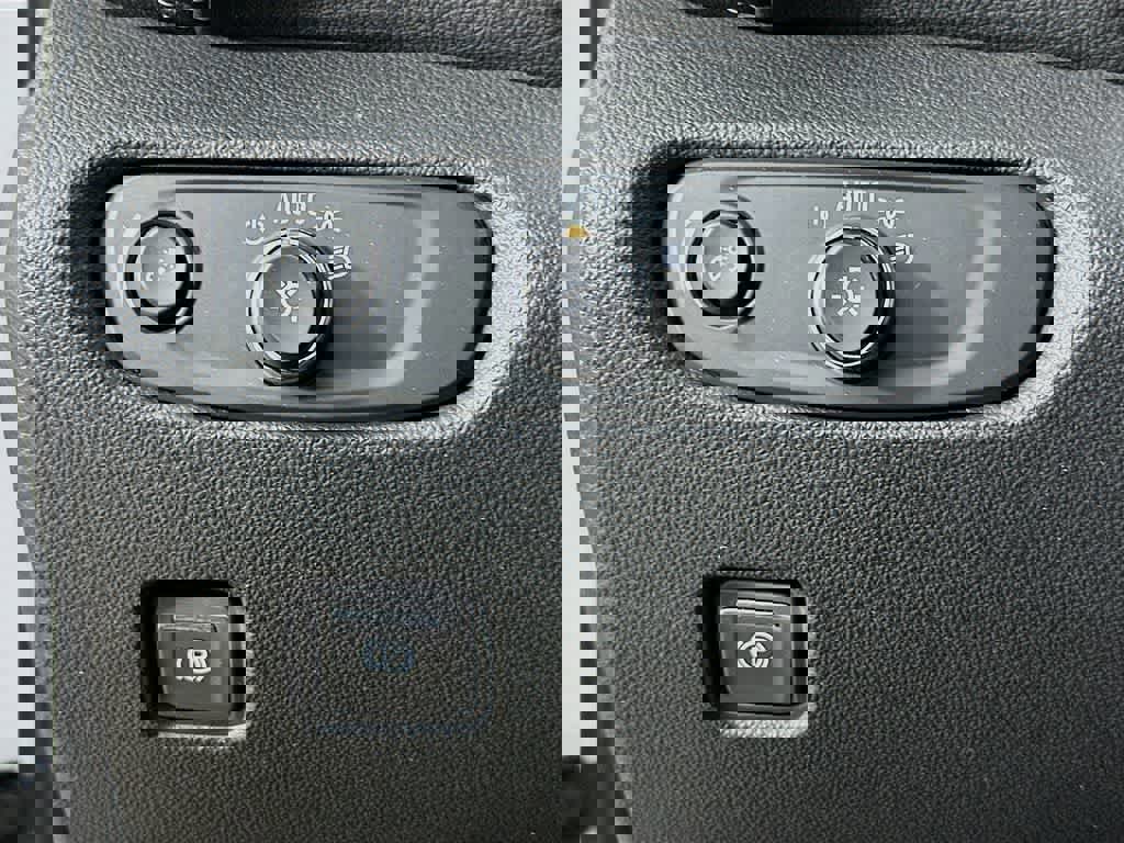 Used 2023 Chevrolet Blazer LT image 27