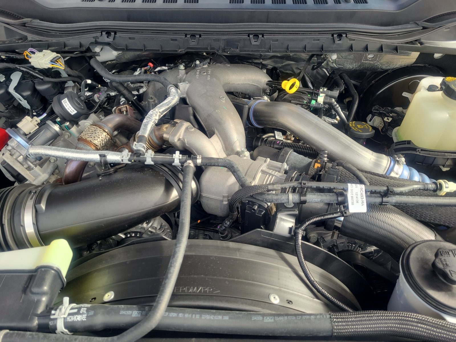 Certified 2025 Ford F350 Lariat w/ Black Appearance Package image 22