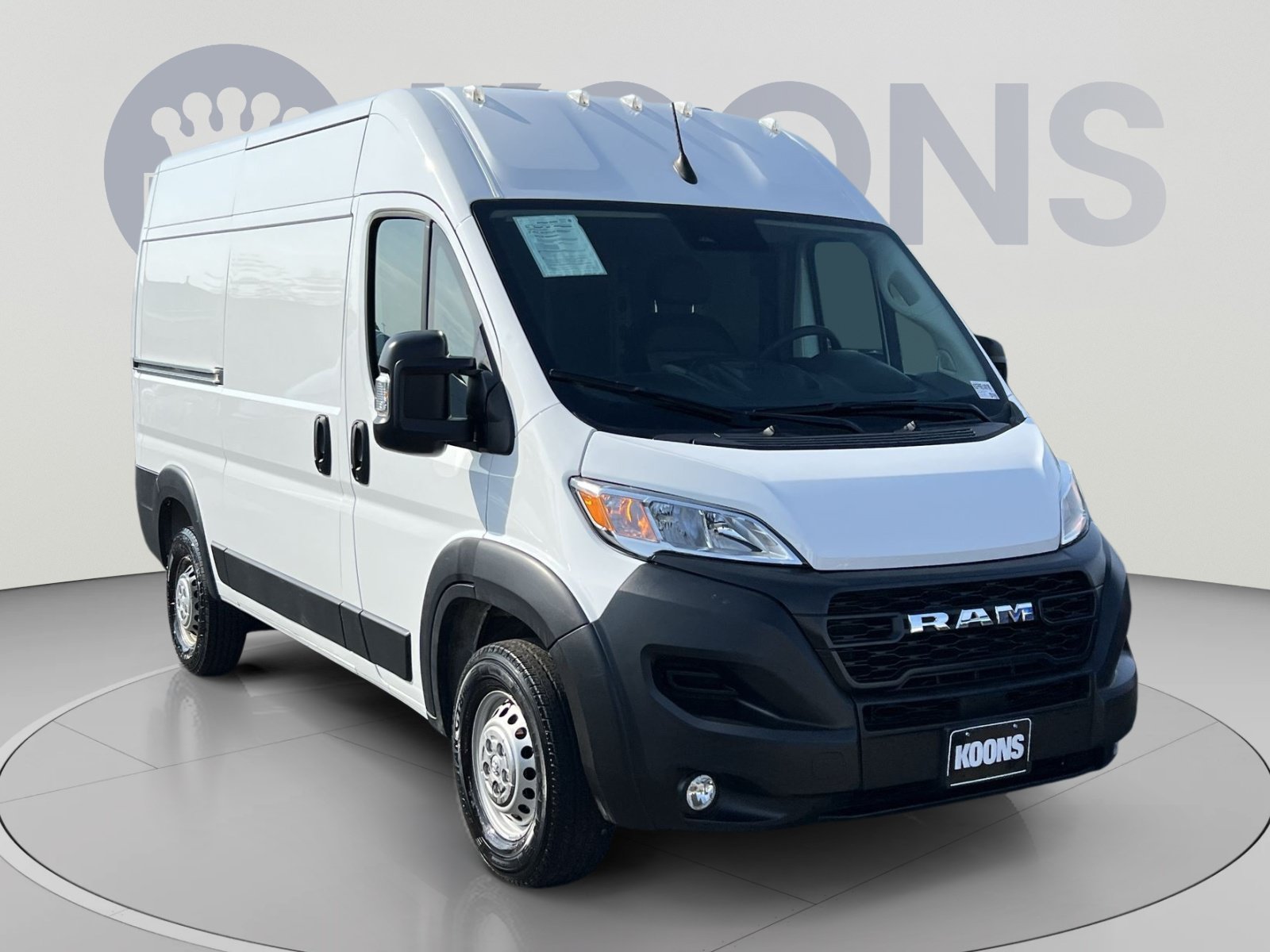 Used 2024 RAM ProMaster 2500 w/ Convenience Group FWD image 2