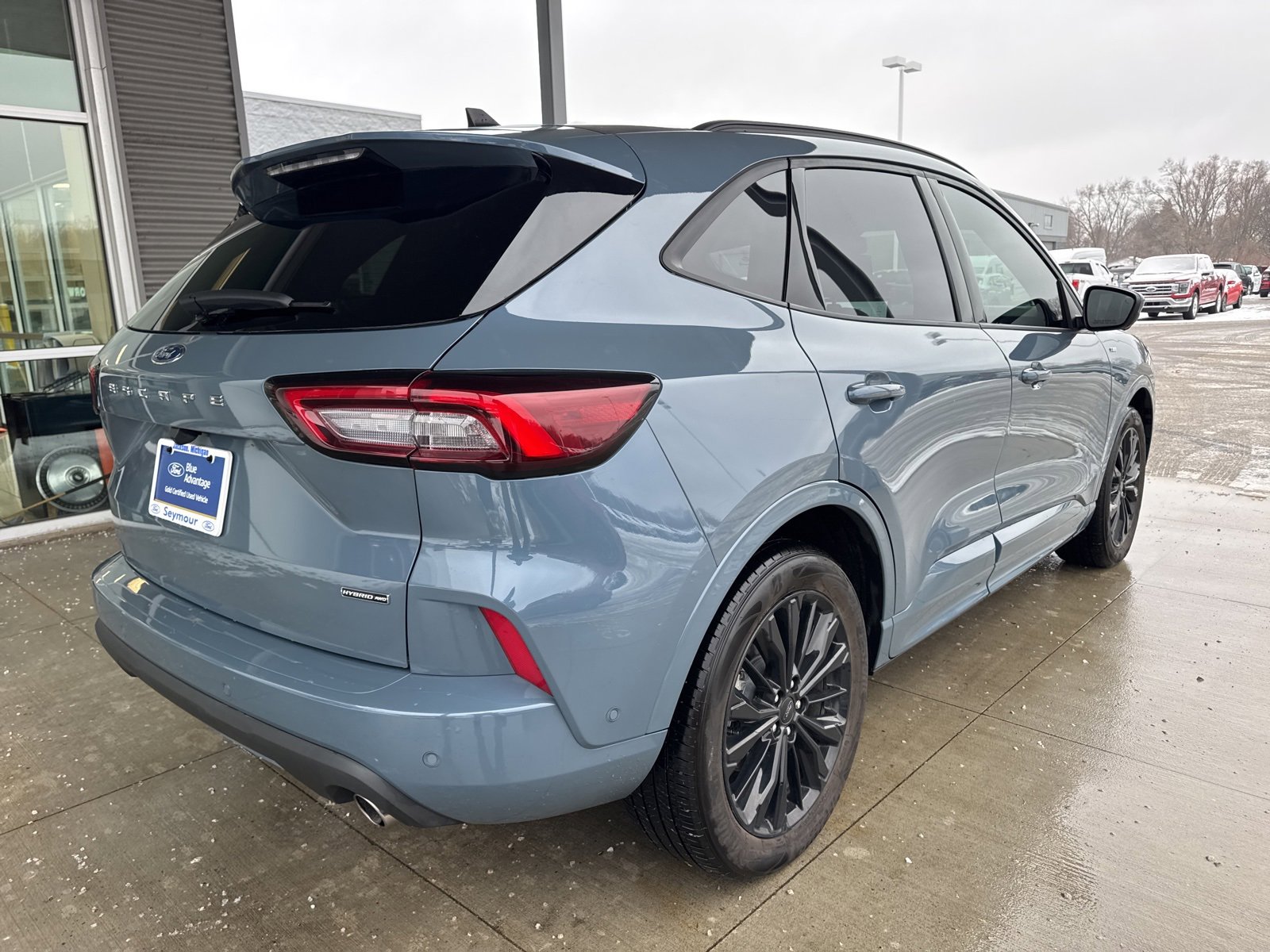 Certified 2024 Ford Escape ST-Line Elite w/ Premium Technology Package image 9