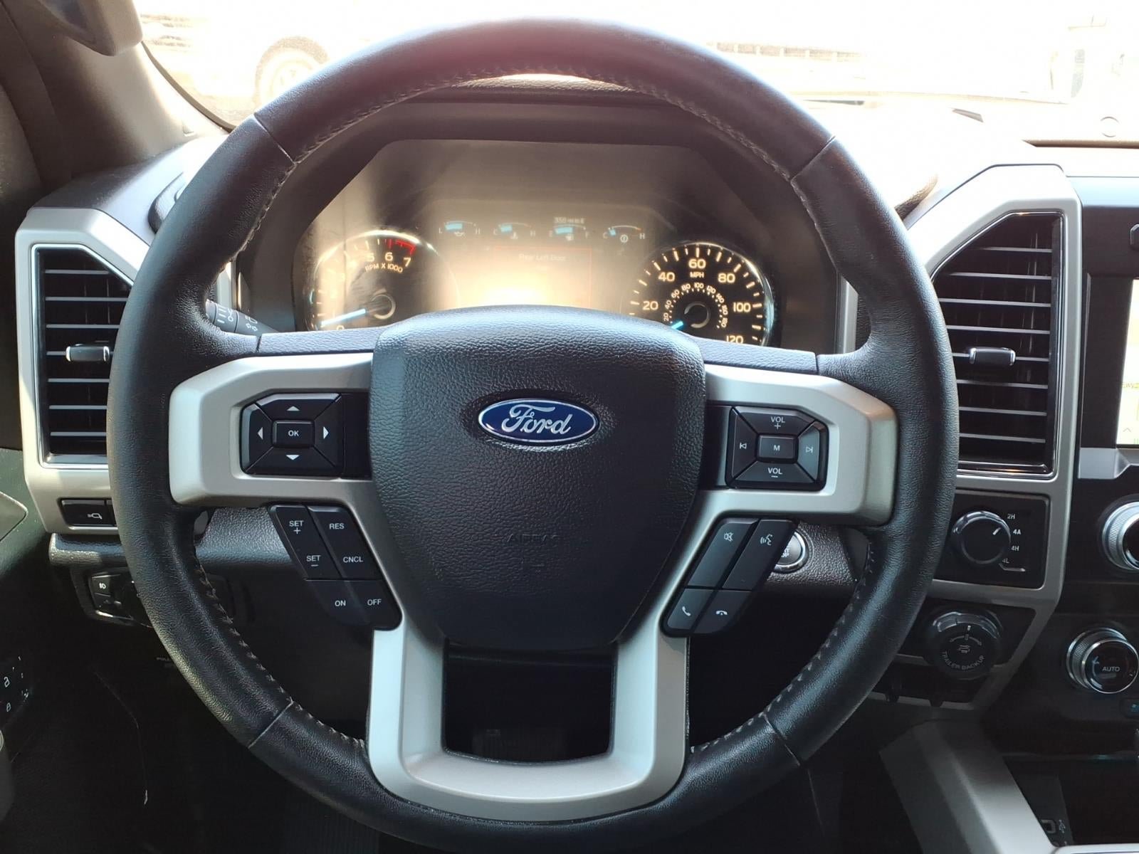 Certified 2019 Ford F150 Lariat w/ Equipment Group 502A Luxury AWD/4WD image 20