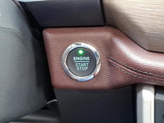 Certified 2024 Ford Expedition Limited image 25