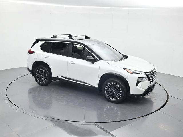 Used 2025 Nissan Rogue Platinum w/ Platinum Premium Package FWD image 45