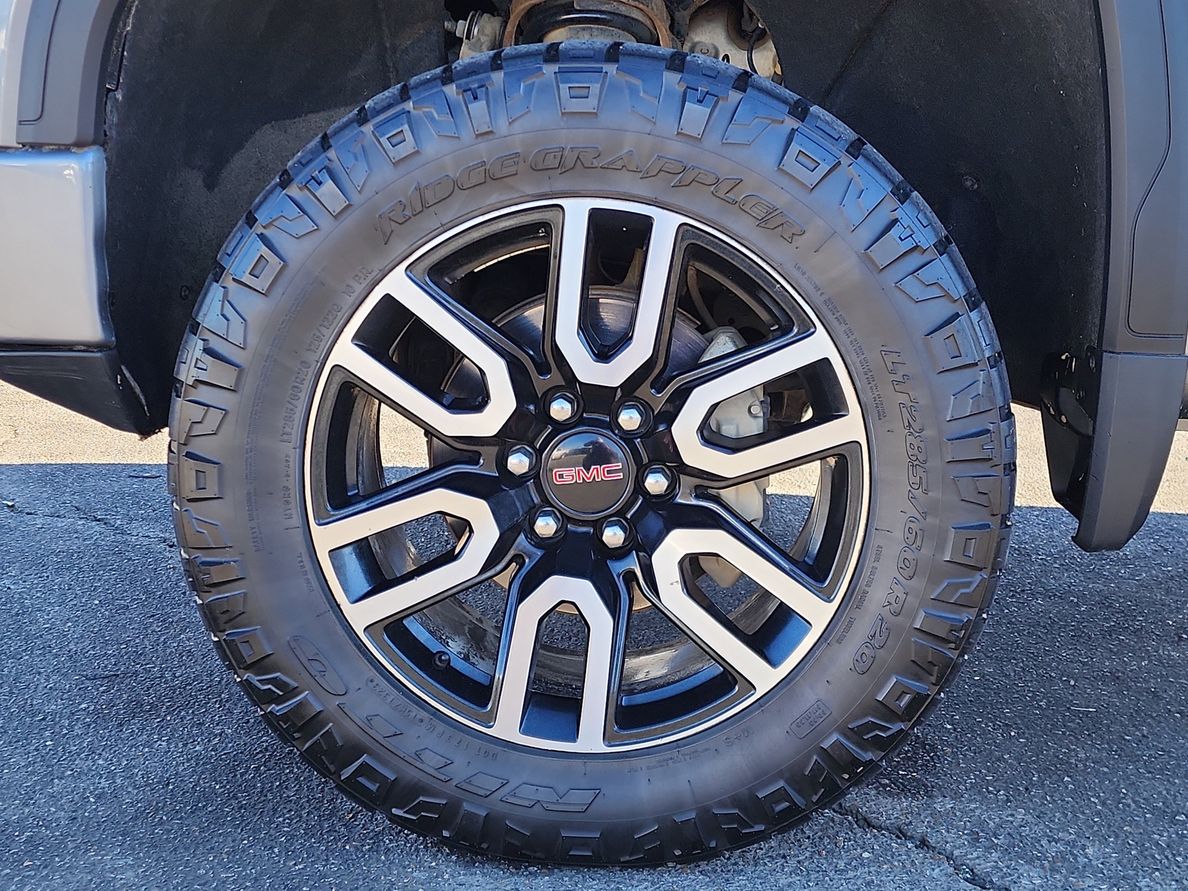 Used 2021 GMC Sierra 1500 AT4 image 9