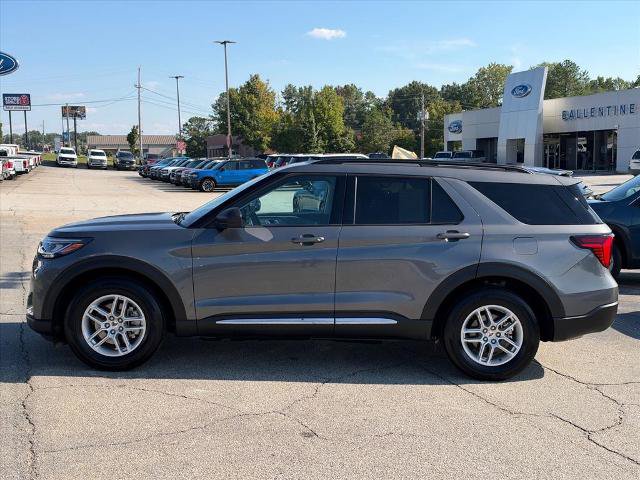 Certified 2025 Ford Explorer Active w/ Active Comfort Package RWD image 8