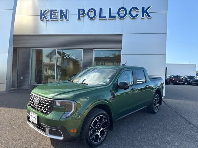 Certified 2025 Ford Maverick Lariat w/ 4K Tow Package AWD/4WD image 2