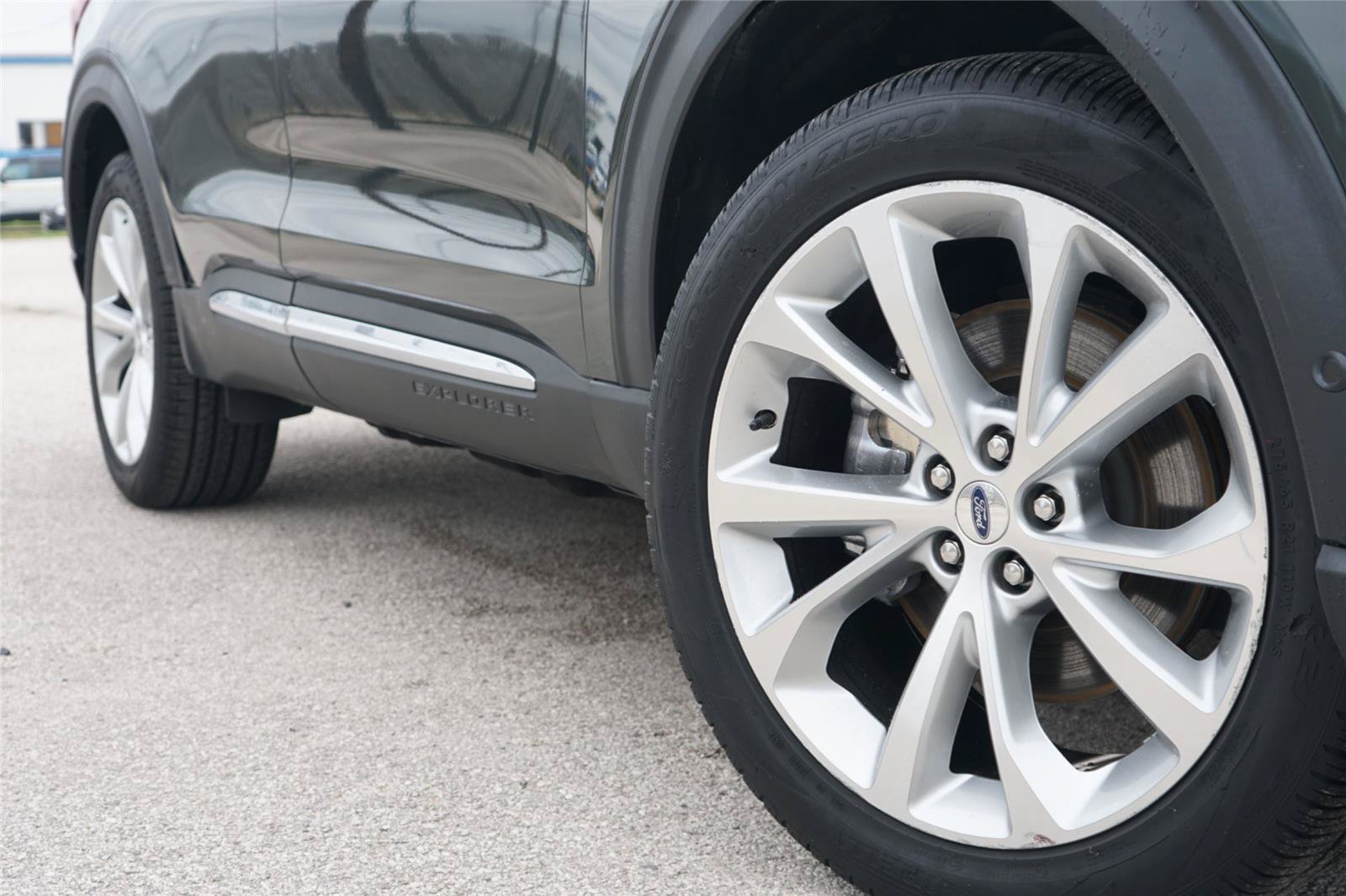 Certified 2022 Ford Explorer Platinum w/ Premium Technology Package AWD/4WD video 2