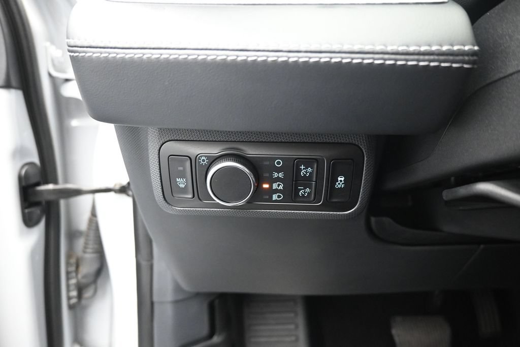 Certified 2023 Ford Mustang Mach-E Select RWD image 13