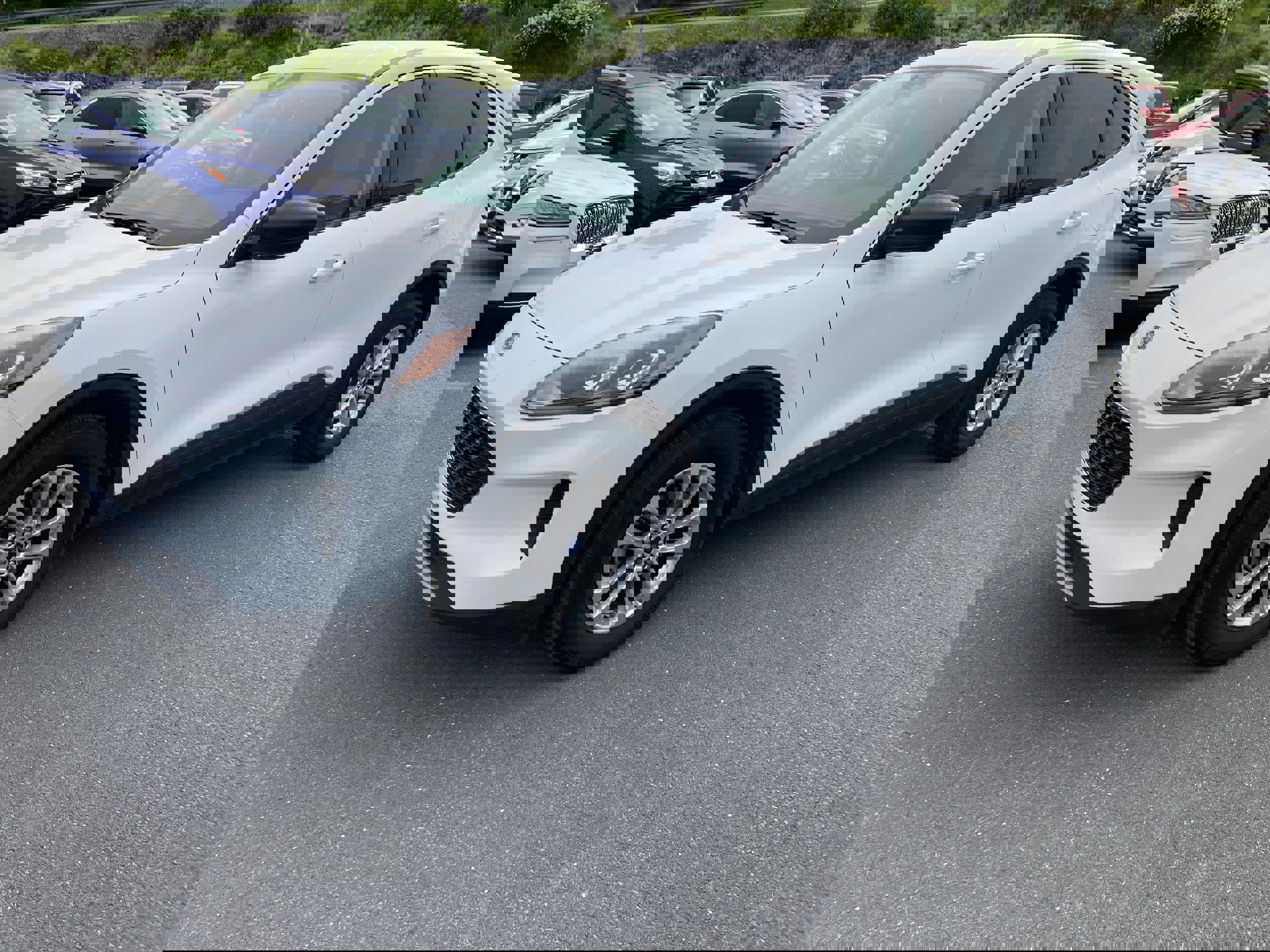 Certified 2022 Ford Escape SE w/ Convenience Package image 2