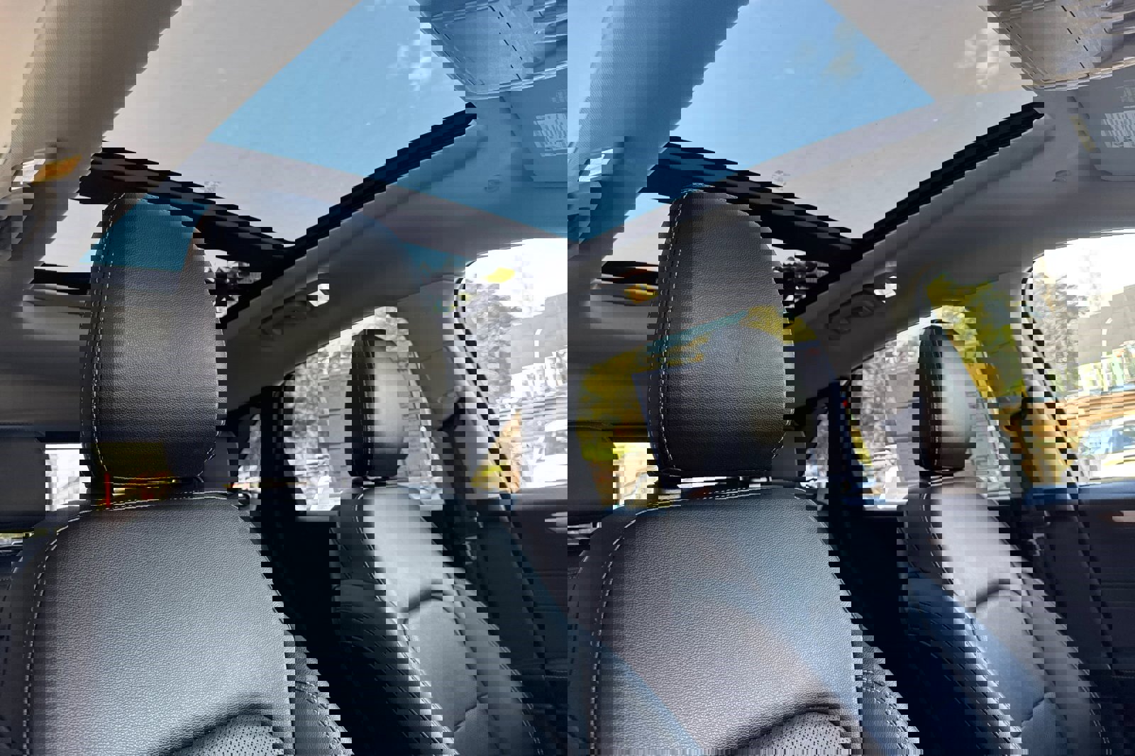 Certified 2022 Ford Escape SEL w/ Technology Package image 18