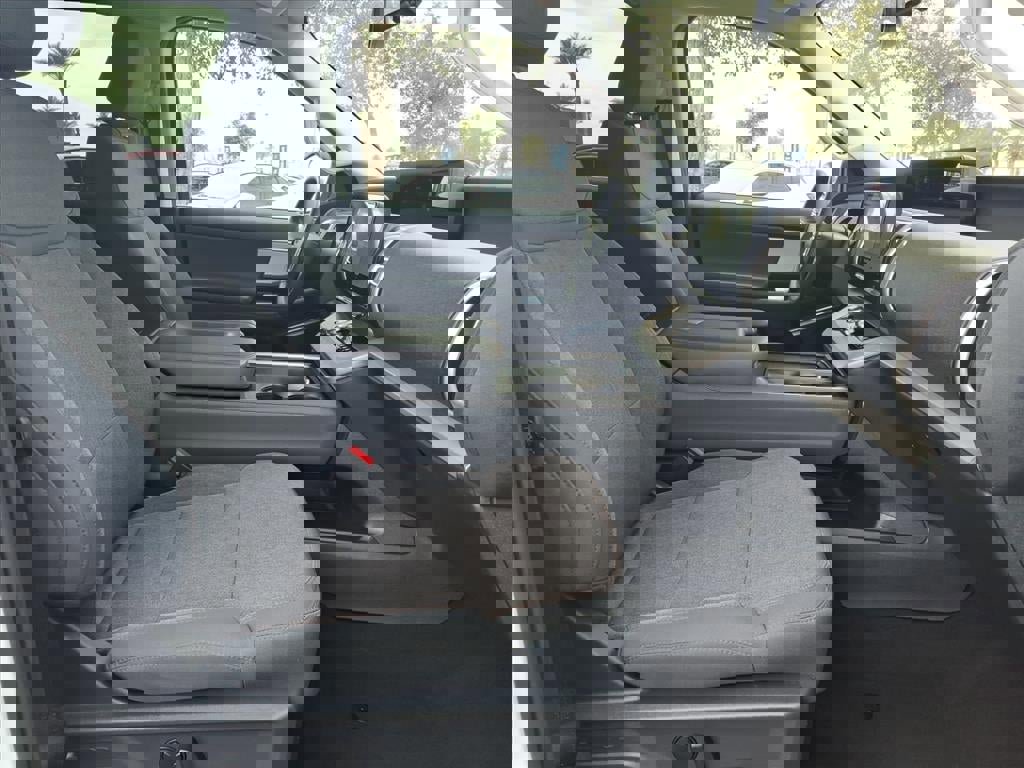 Certified 2025 Ford Expedition Max Active image 11