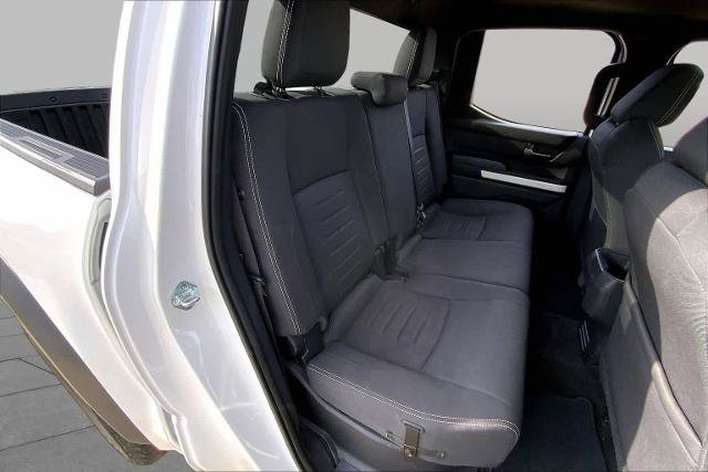 Used 2024 Toyota Tacoma TRD Off-Road AWD/4WD image 19