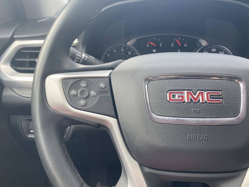 Used 2023 GMC Acadia SLT AWD/4WD image 32