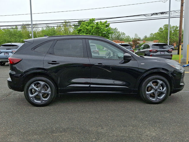 Certified 2023 Ford Escape ST-Line w/ Tech Pack #1 AWD/4WD image 12