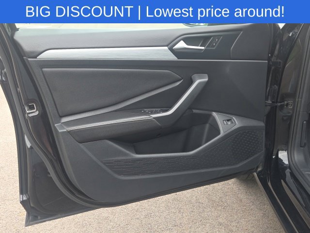 Used 2025 Volkswagen Jetta S FWD image 18
