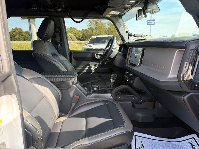 Certified 2025 Ford Bronco Outer Banks w/ Sasquatch Package AWD/4WD image 19