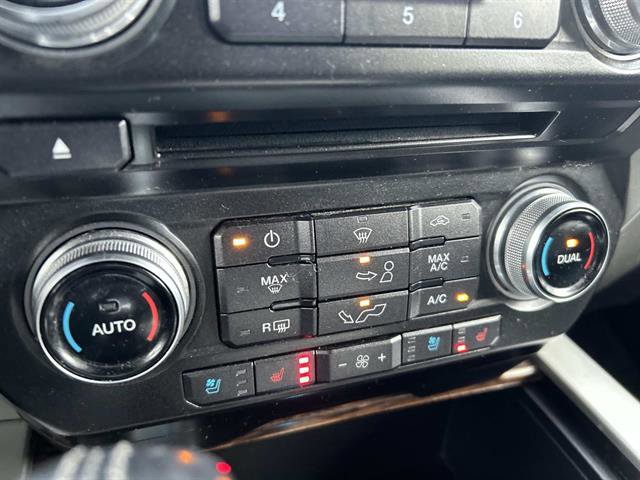 Certified 2018 Ford F150 Lariat w/ Equipment Group 502A Luxury image 33