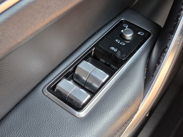 Used 2021 Jaguar F-PACE S image 26