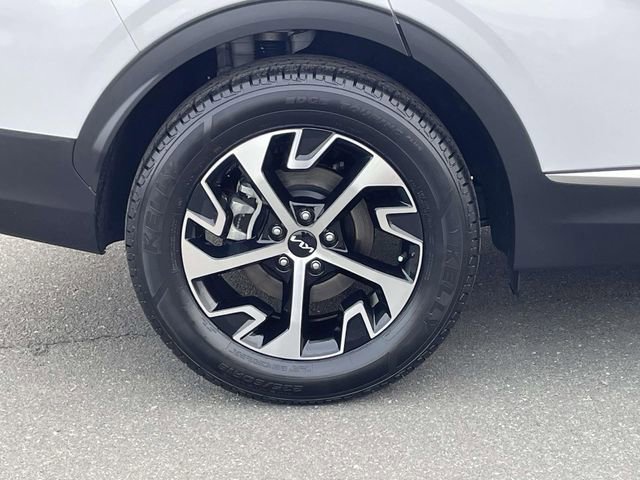 Used 2025 Kia Sportage EX w/ Premium Package image 7