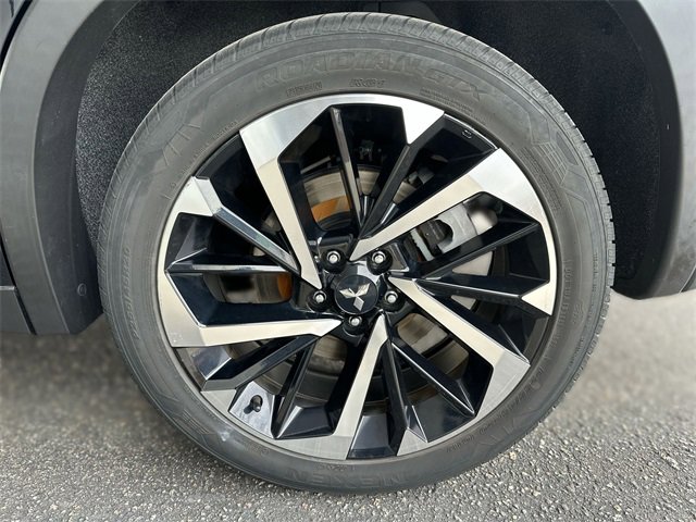 Used 2023 Mitsubishi Outlander SE image 10