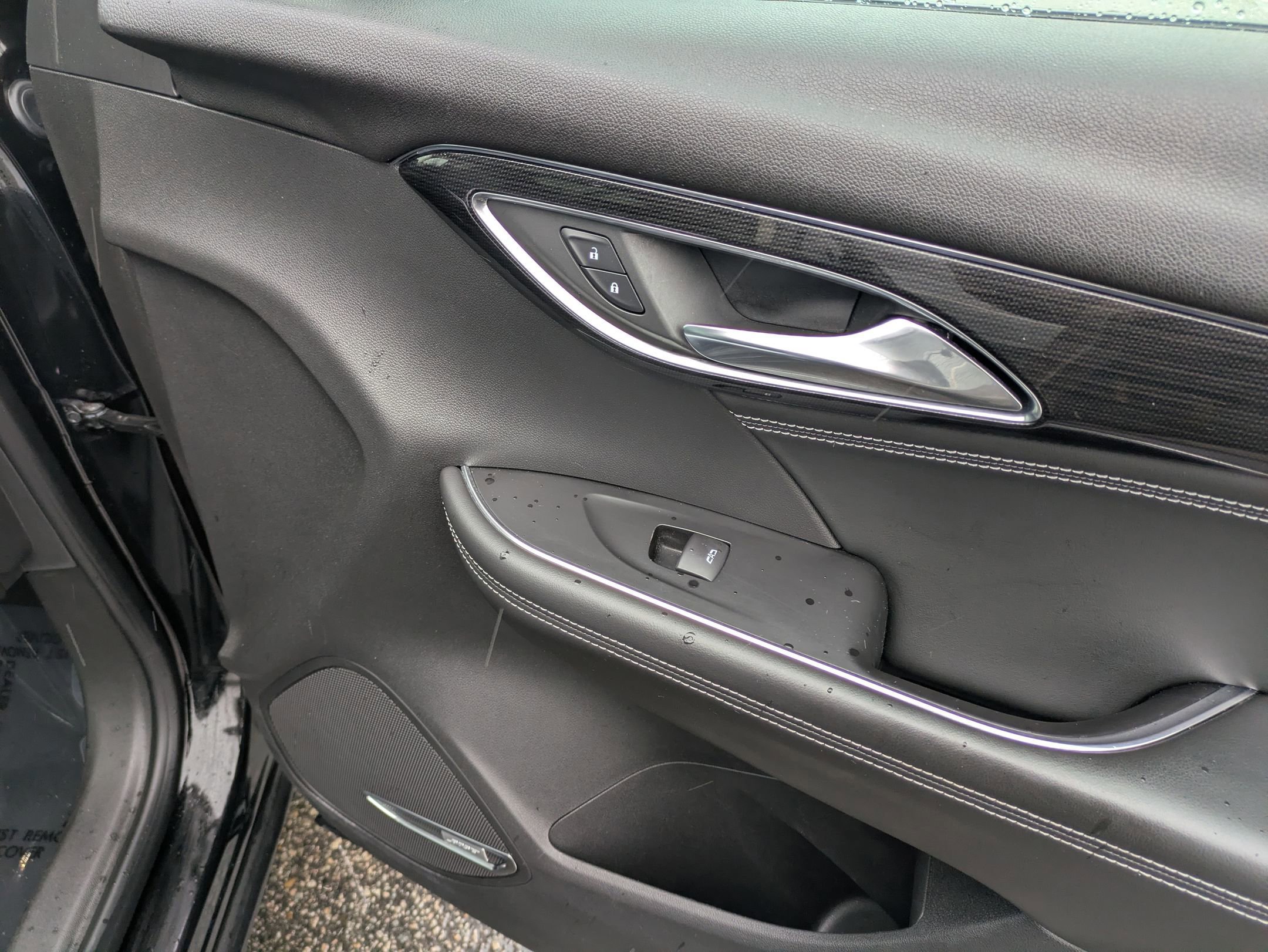 Used 2021 Buick Envision Essence w/ Technology Package I image 34