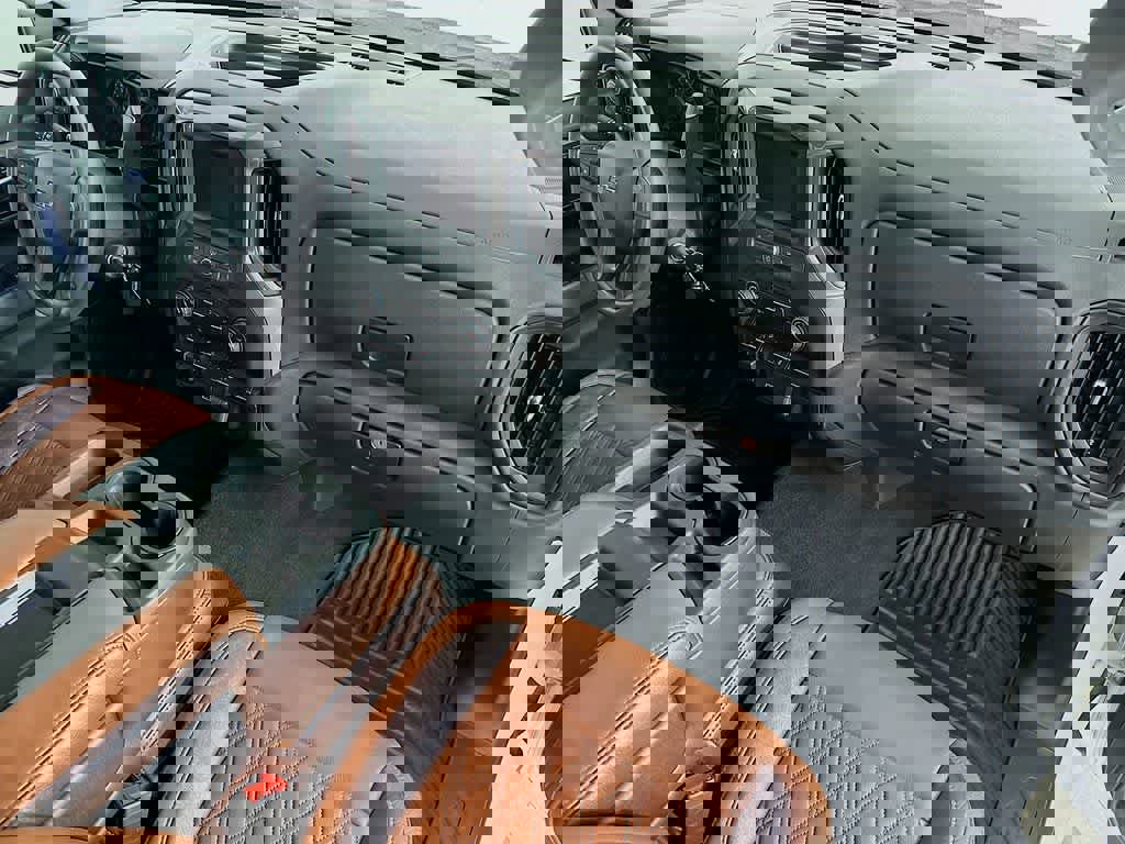 Used 2020 Chevrolet Silverado 1500 Custom Trail Boss w/ Infotainment Package image 31