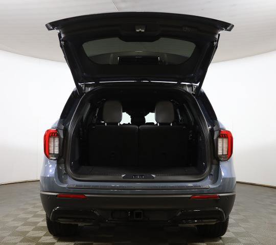 Certified 2025 Ford Explorer ST-Line w/ Premium Package image 25
