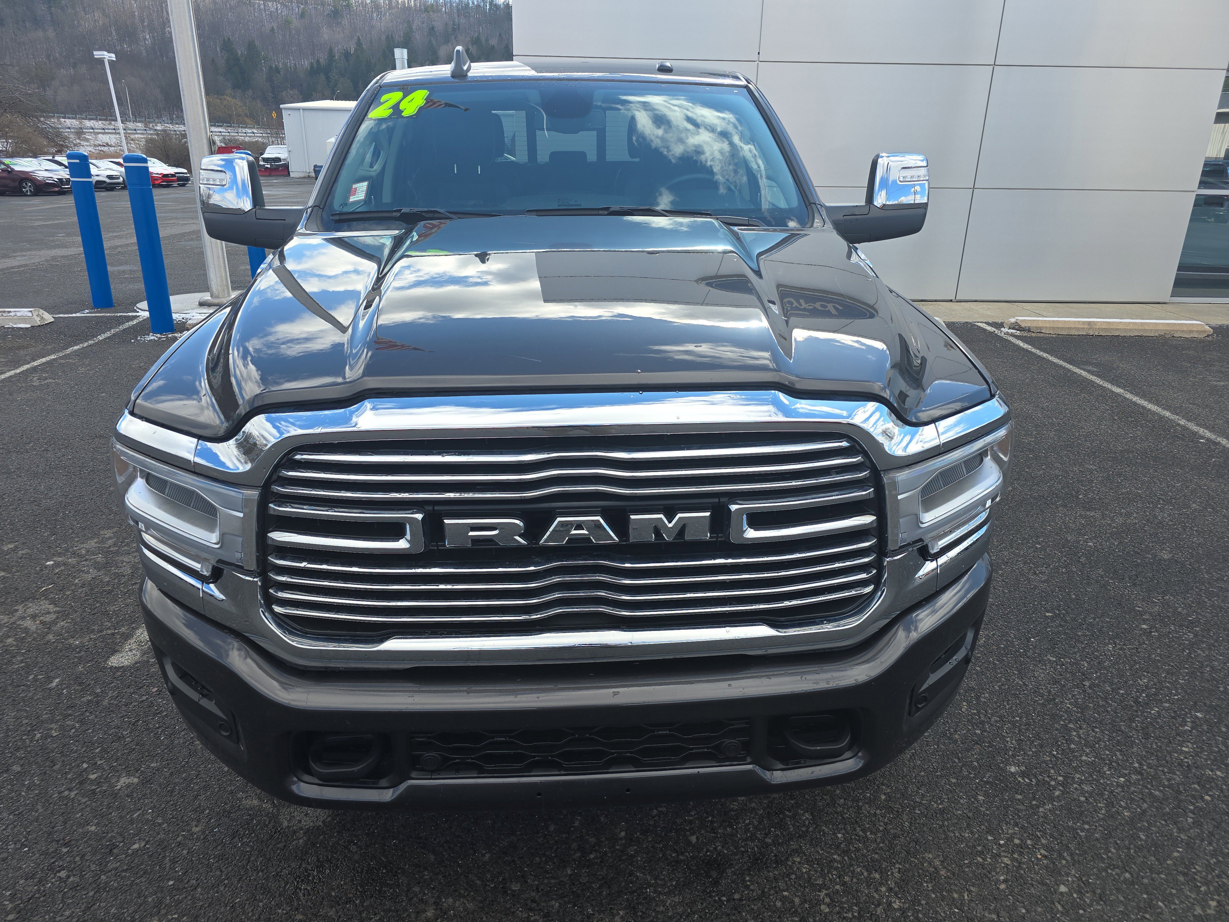 Used 2024 RAM 2500 Laramie image 8