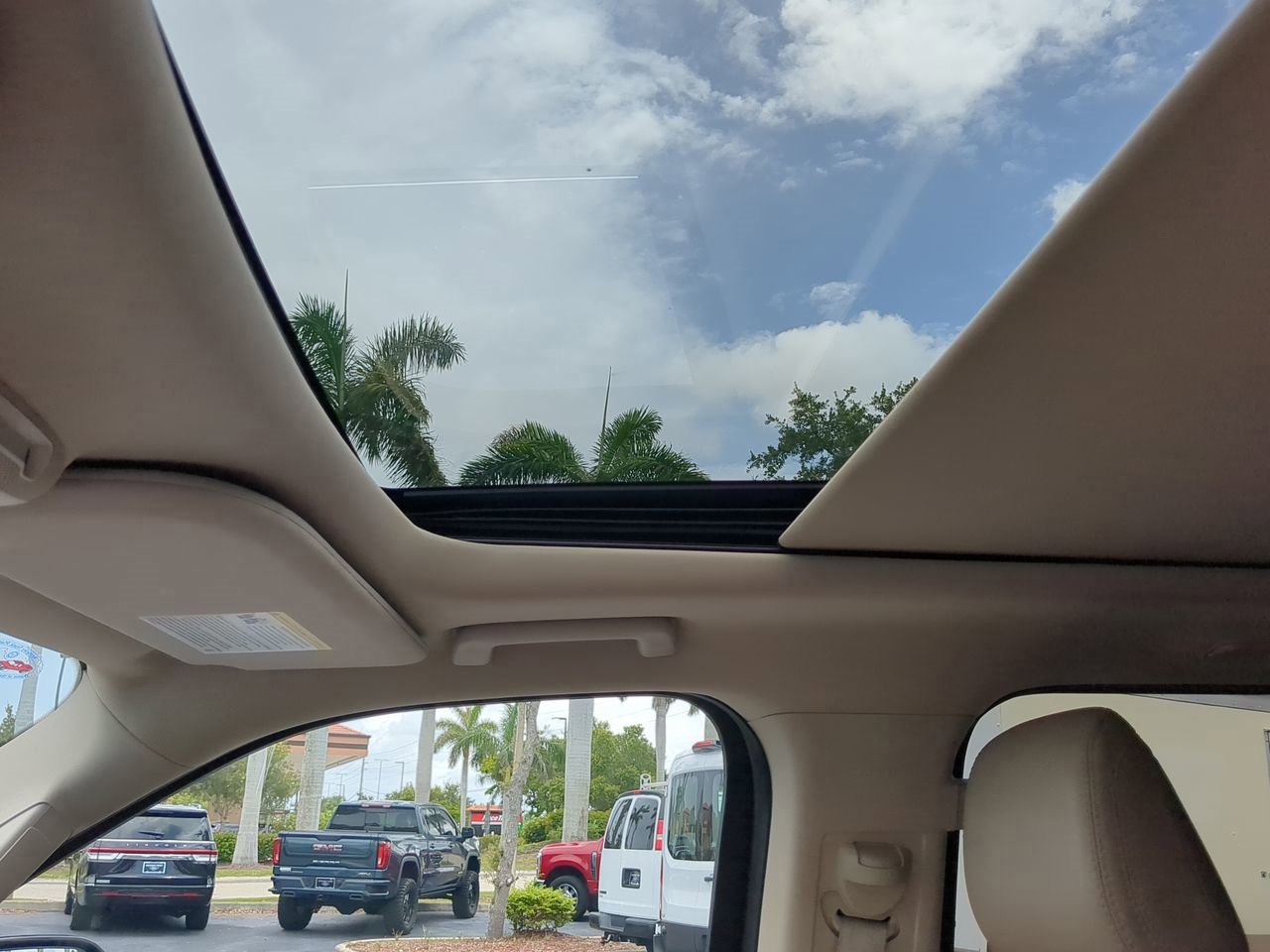 Certified 2024 Ford Expedition Limited image 20