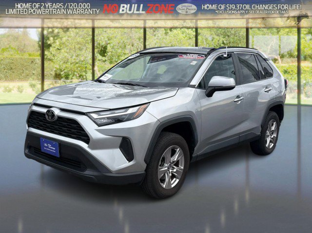 Used 2023 Toyota RAV4 XLE AWD/4WD image 1