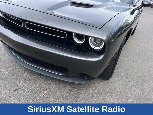 Used 2023 Dodge Challenger SXT RWD image 11