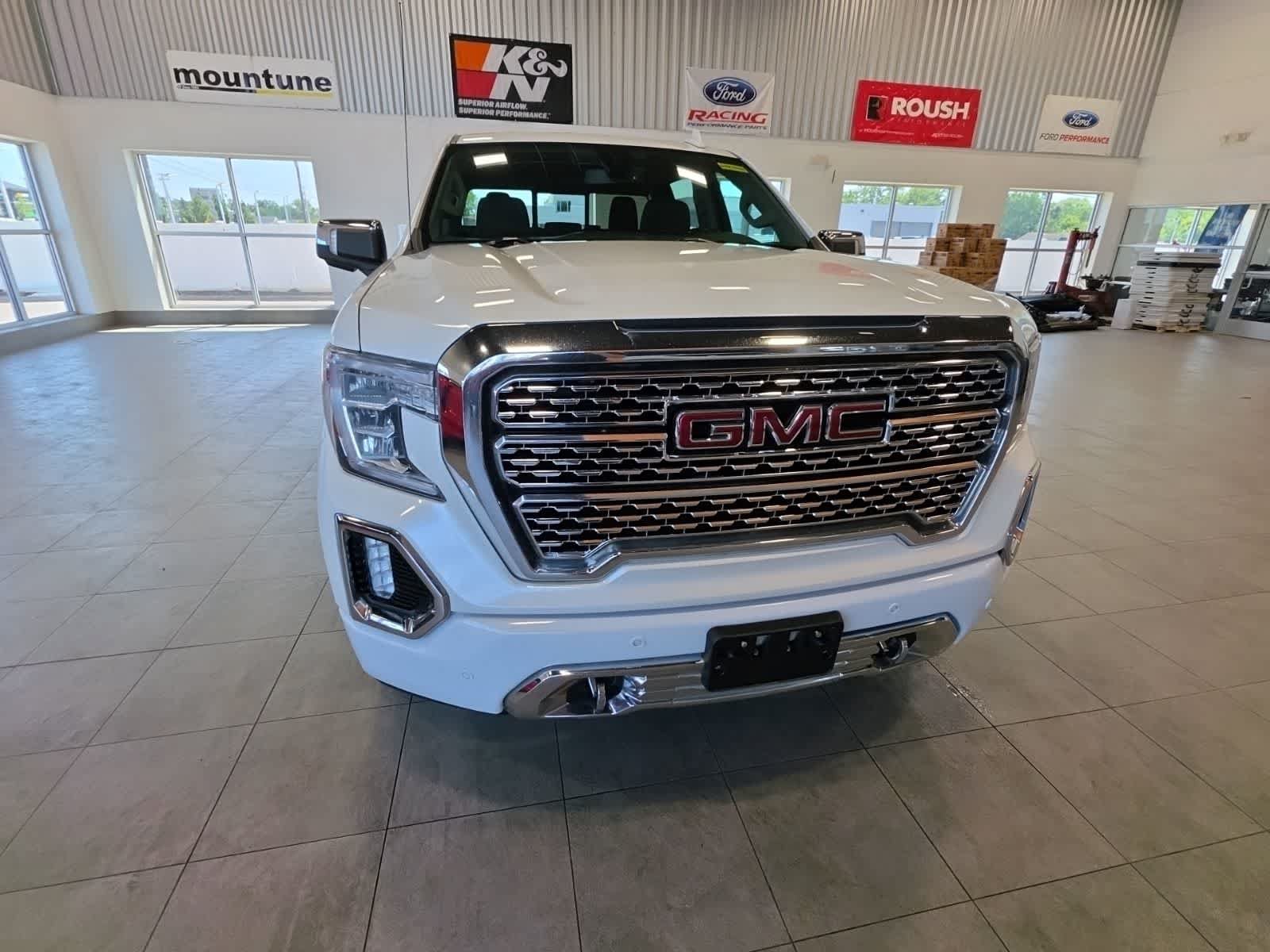 Used 2021 GMC Sierra 1500 Denali w/ Driver Alert Package II AWD/4WD image 4