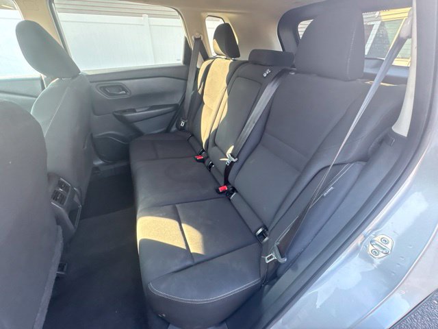 Used 2024 Nissan Rogue S AWD/4WD image 17