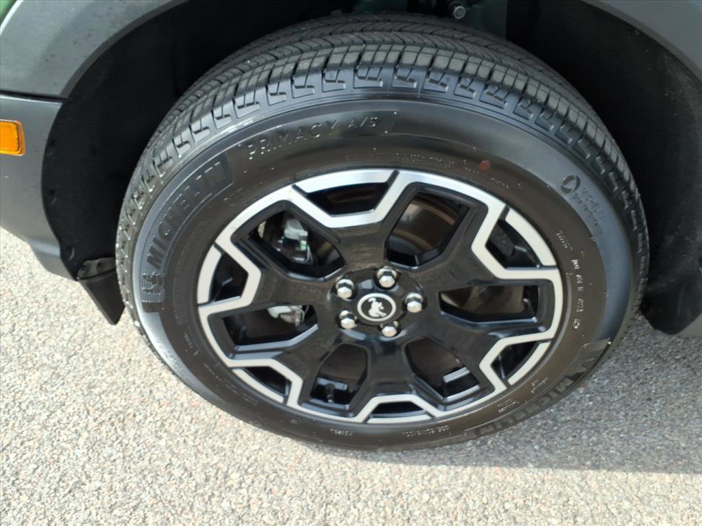 Certified 2025 Ford Bronco Sport Outer Banks w/ Outer Banks Tech Package+ image 4