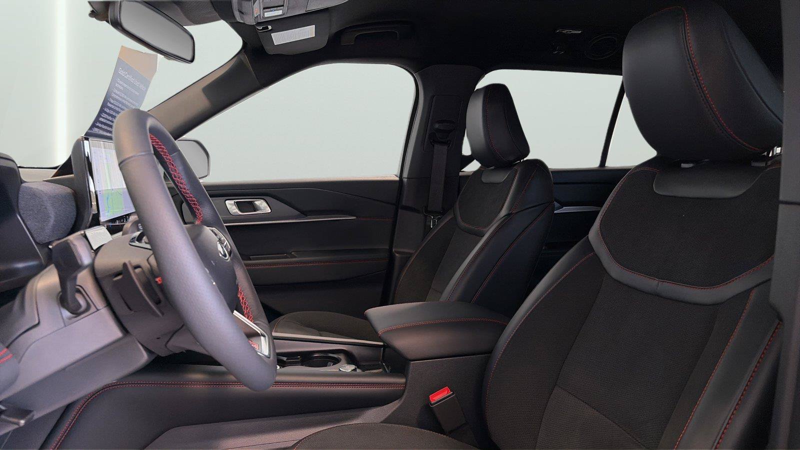 Certified 2025 Ford Explorer ST AWD/4WD image 12