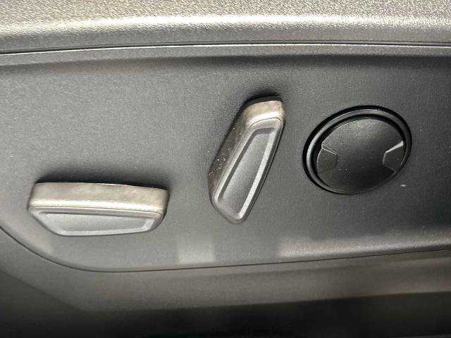 Certified 2026 Ford Escape SE FWD image 33
