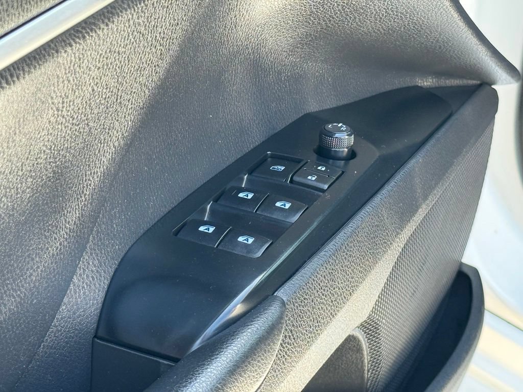 Used 2020 Toyota Camry SE FWD image 23