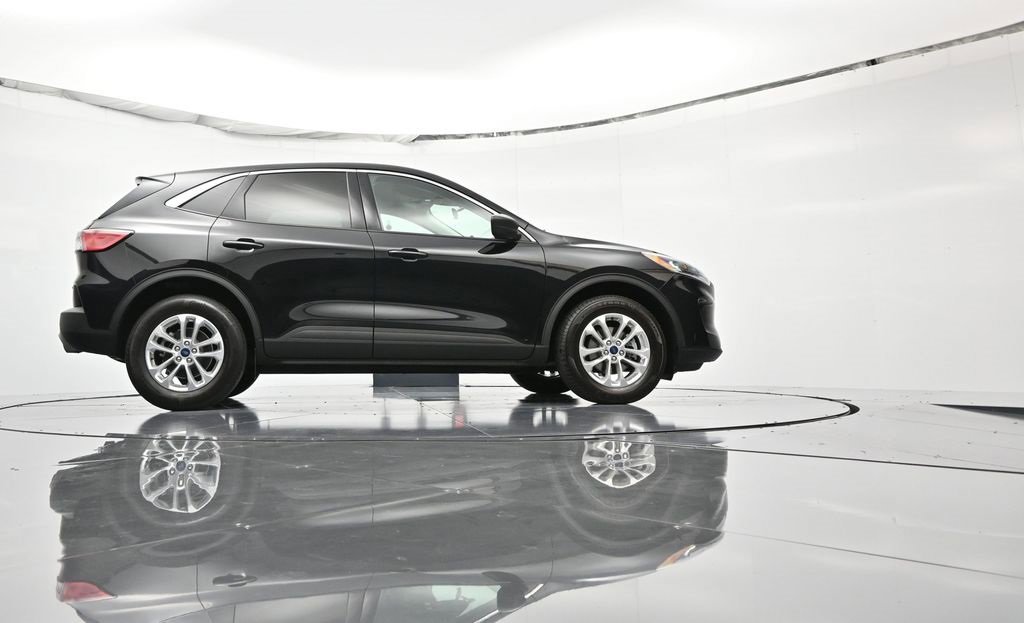 Certified 2022 Ford Escape SE w/ Convenience Package image 18