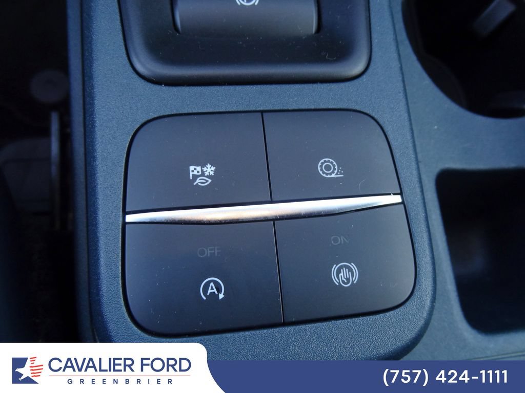 Certified 2023 Ford Maverick Lariat w/ Lariat Luxury Package AWD/4WD image 14